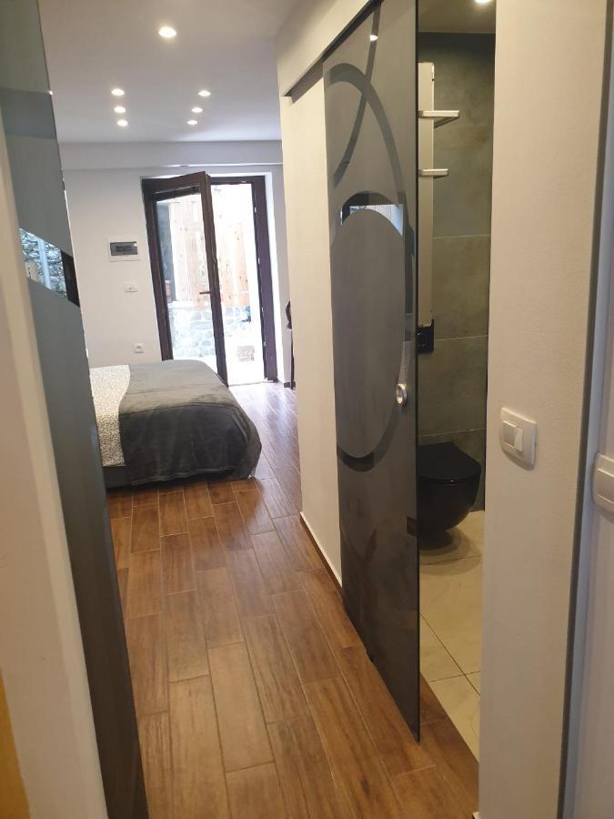 Apartma Na Klancu コバリード エクステリア 写真